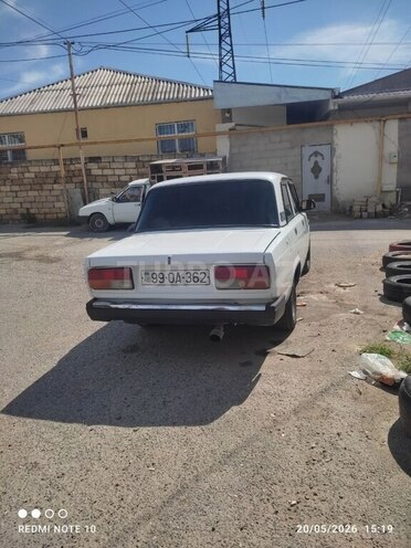 LADA (VAZ) 2107-2