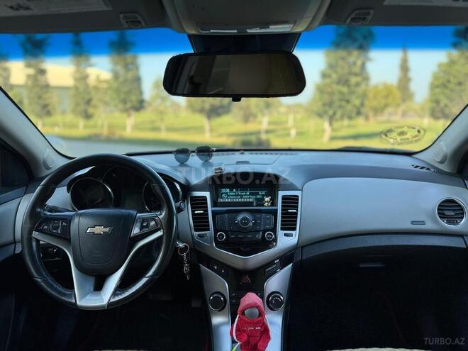 Chevrolet Cruze-4