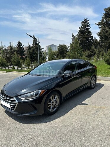 Hyundai Elantra-5