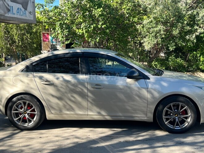 Chevrolet Cruze-6