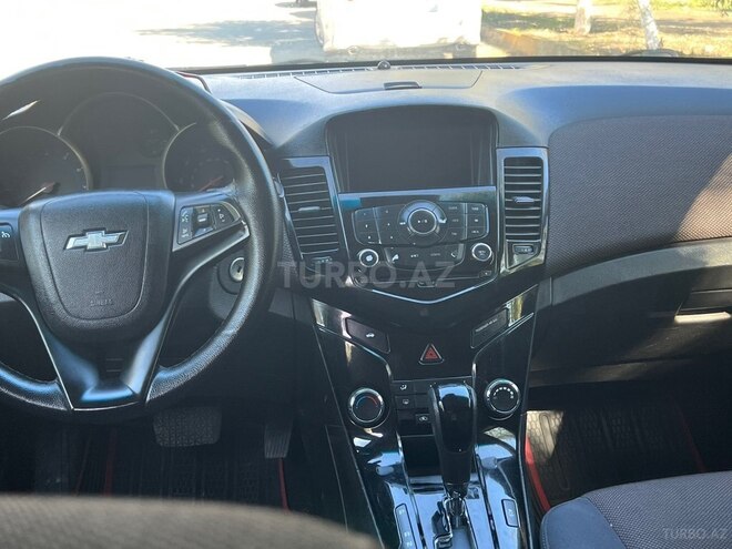 Chevrolet Cruze-9