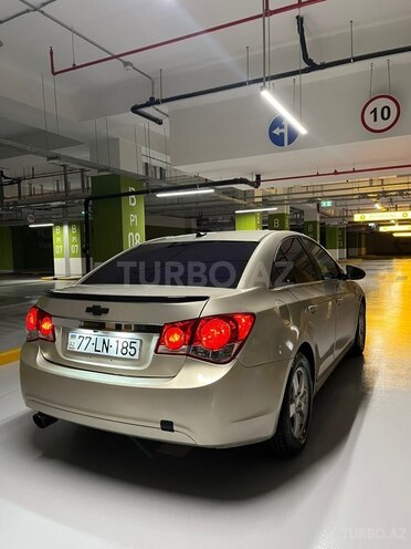 Chevrolet Cruze-5