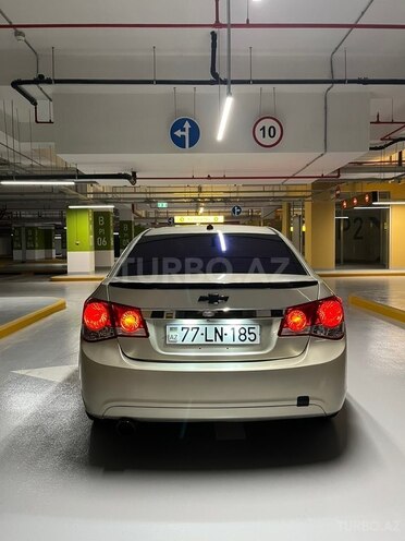 Chevrolet Cruze-2