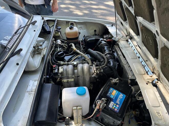 LADA (VAZ) 2107-2