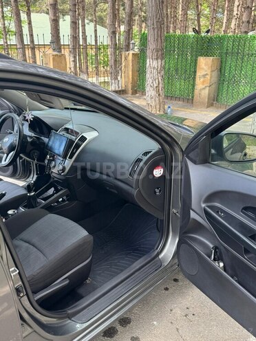 Kia Ceed SW-8