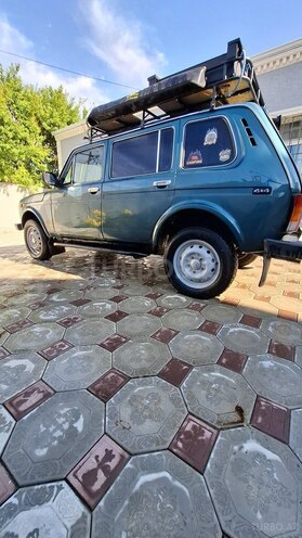 LADA (VAZ) Niva-8