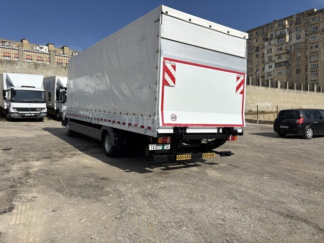 Mercedes Atego 818-6