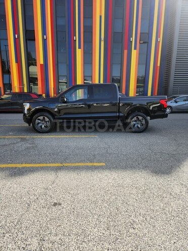Ford F-150-18