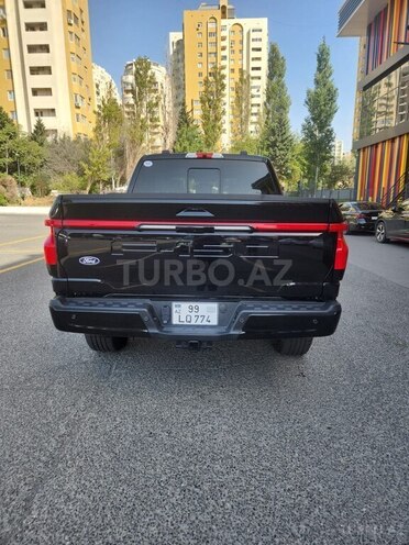 Ford F-150-21
