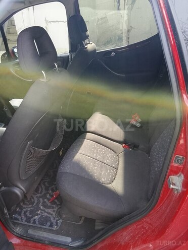 Mercedes A 140-7
