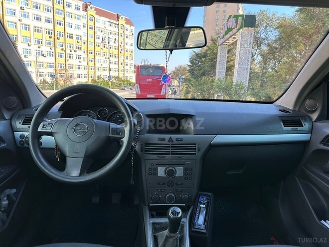 Opel Astra-8