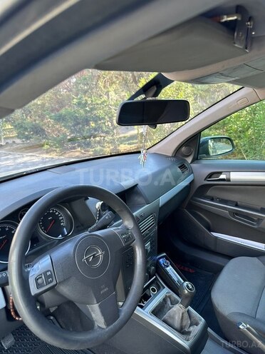 Opel Astra-9