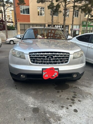 Infiniti FX35-1