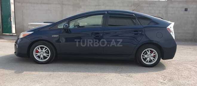 Toyota Prius-7