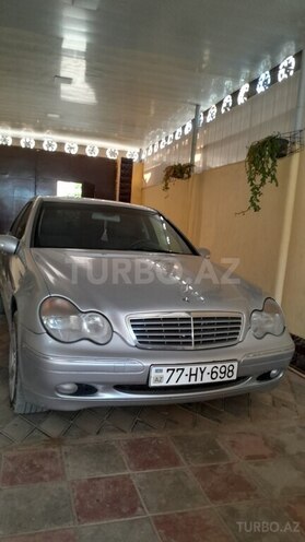Mercedes C 230-1