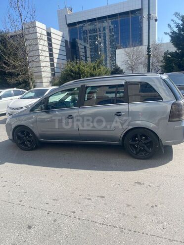 Opel Zafira-7