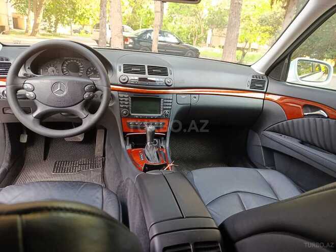 Mercedes E 200-5