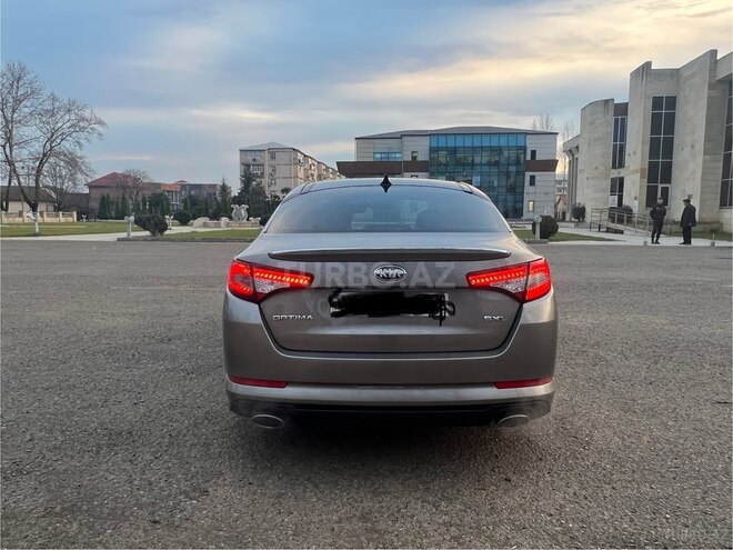 Kia Optima-7