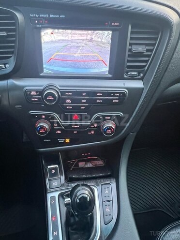 Kia Optima-12