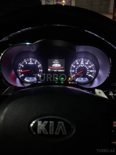 Kia Optima-13