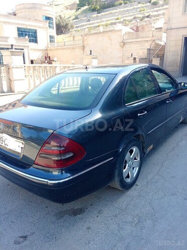Mercedes E 220-4