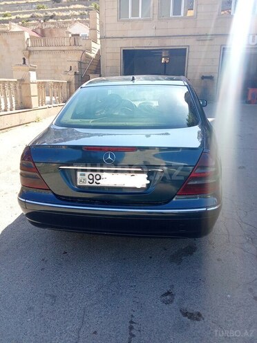 Mercedes E 220-5