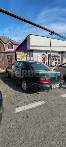 Opel Omega-8