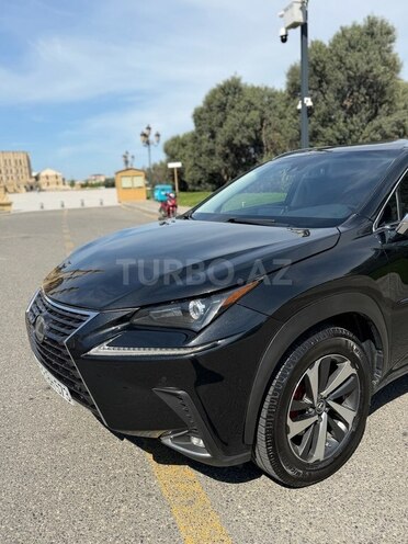 Lexus NX 300-11