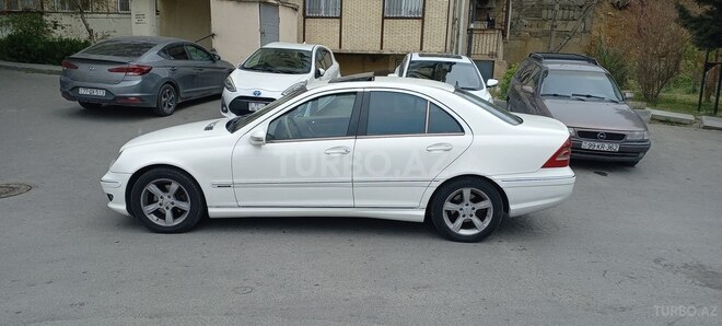 Mercedes C 200-2