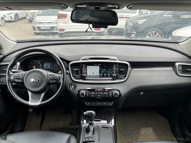 Kia Sorento-15