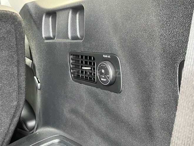 Kia Sorento-18