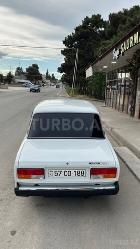 LADA (VAZ) 2107-2
