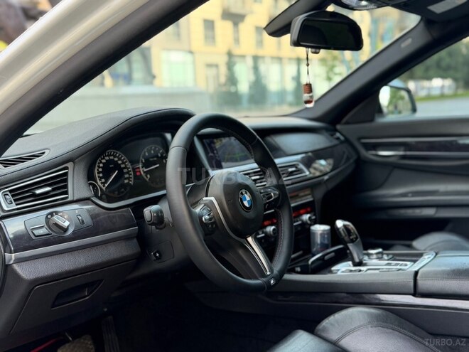 BMW 740-18