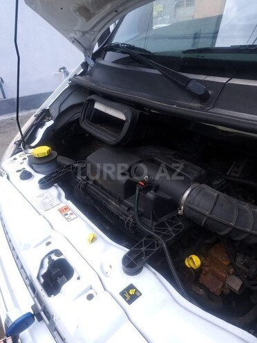 Ford Transit-11