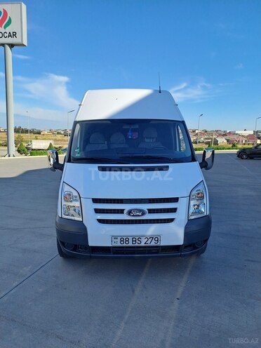 Ford Transit-1