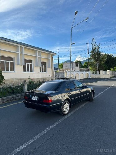 Mercedes C 200-4