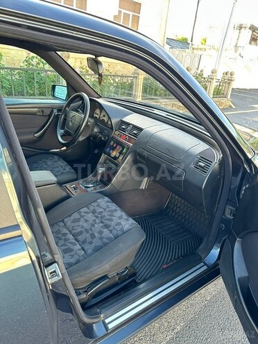 Mercedes C 200-9