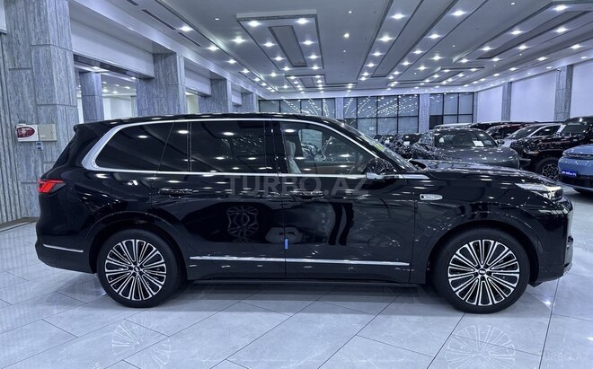 Geely Galaxy M9-4
