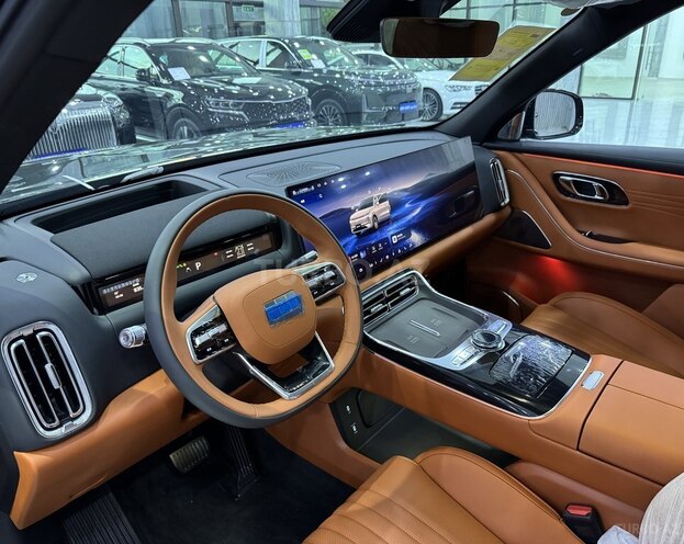 Geely Galaxy M9-9
