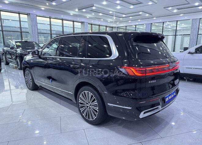 Geely Galaxy M9-6