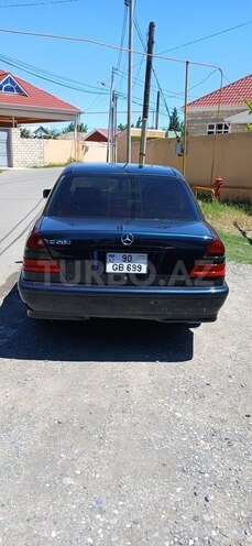 Mercedes C 200-21