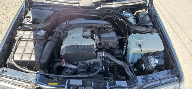 Mercedes C 200-19