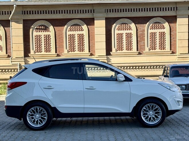 Hyundai ix35-6