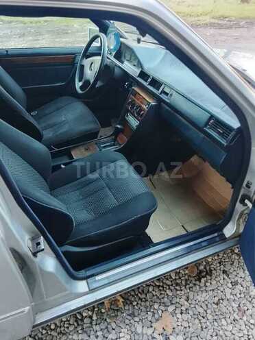 Mercedes 300 D-3