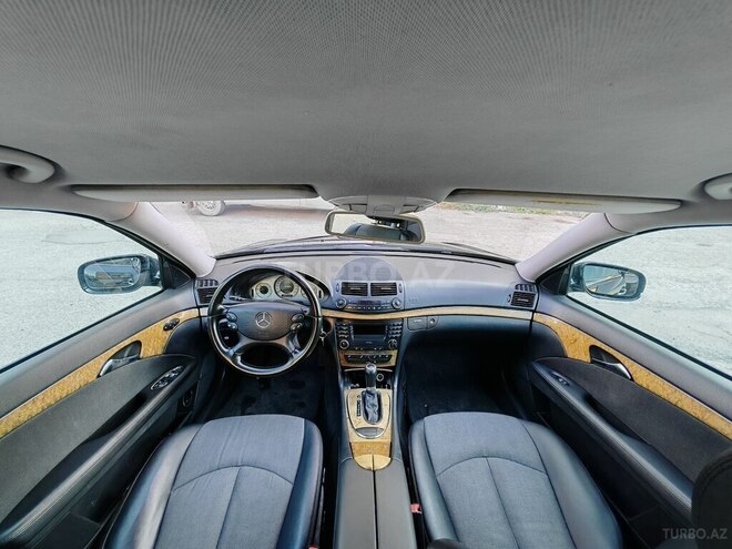 Mercedes E 220-9