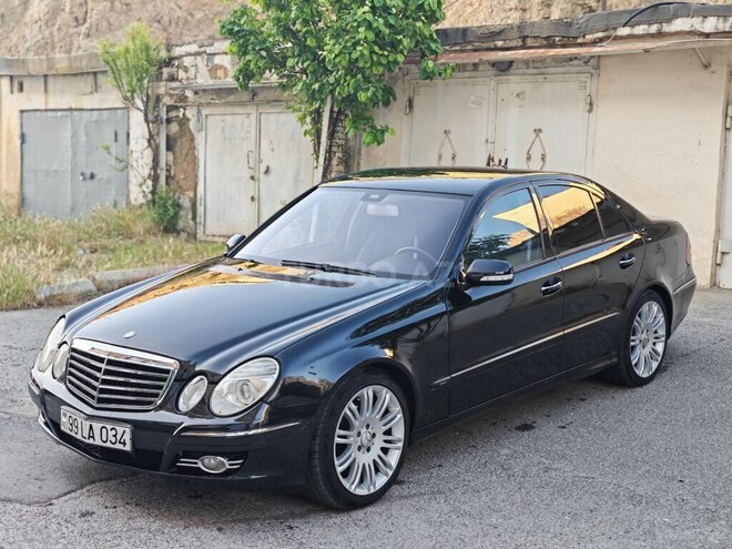 Mercedes E 220-8