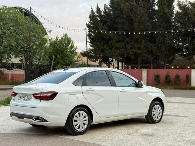 LADA (VAZ) Vesta-4