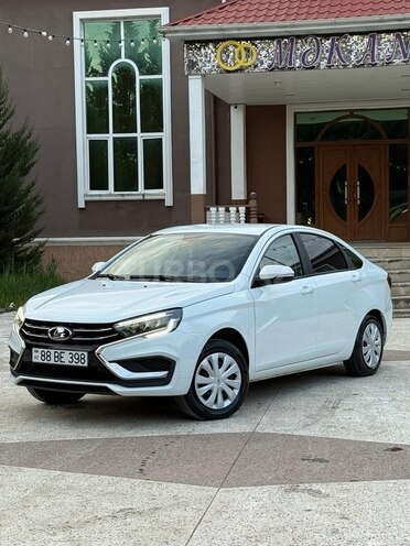 LADA (VAZ) Vesta-1