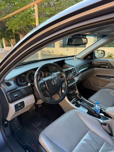 Honda Accord-5