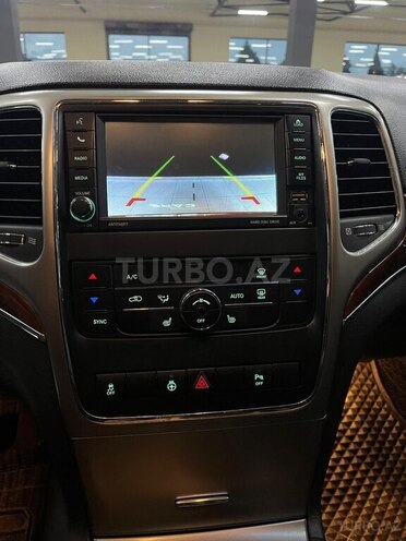 Jeep Grand Cherokee-10